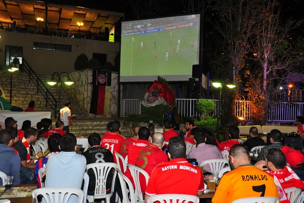 Champions League Semi Finals at Shtrumpf